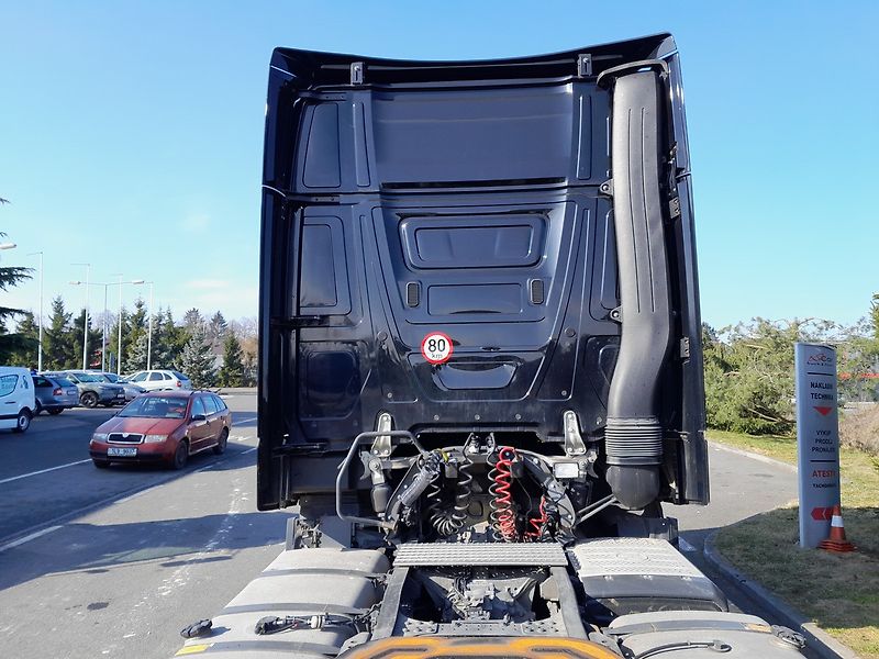 Mercedes-Benz Actros1848 GigaSpace LowDeck - fotka 16 z 46