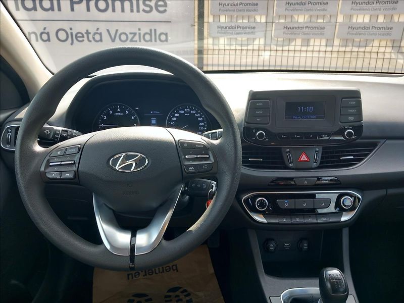 Hyundai i30 1,0 T-GDI MT START PLUS - fotka 10 z 19