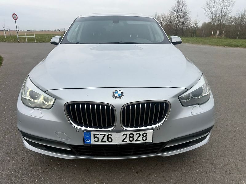 BMW Řada 5 530 GT X-DRIVE - fotka 8 z 23