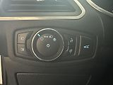 Ford Galaxy Titanium 2.5i HEV 190k aut. - náhled 26