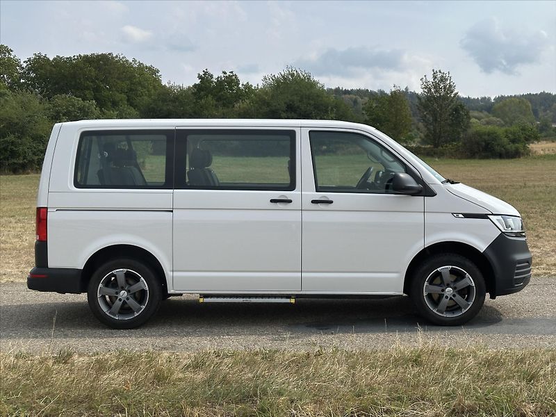 Volkswagen Transporter 2,0 TDI 9-Míst Klima 1.Maj DPH - fotka 8 z 25