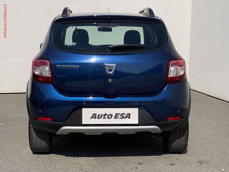 Dacia Sandero (2016) 0.9 TCe, Stepway, park. čidla - fotka 5 z 19