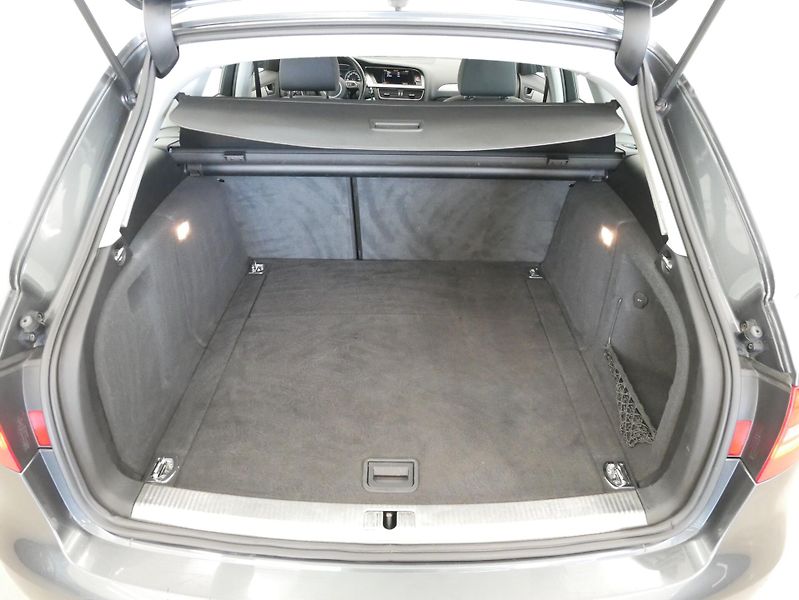 Audi A4 - fotka 26 z 26