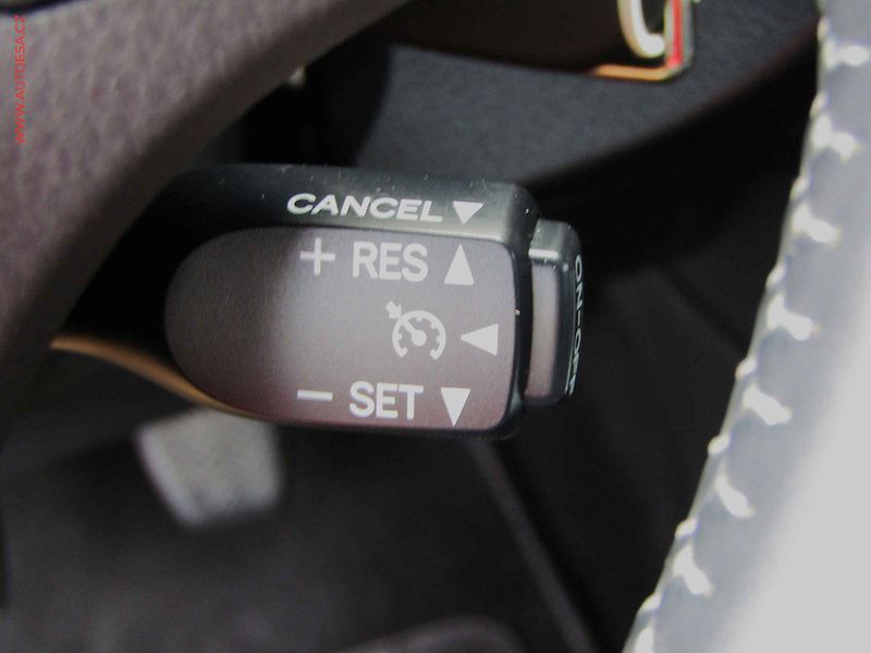 Toyota Auris (2019) 1.6VVT-i, ČR, Navi, autoAC - fotka 14 z 21