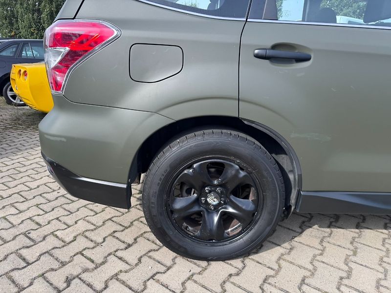 Subaru Forester (2014) 4x4 2,0i 110KW STK ITÁLIE - fotka 15 z 49