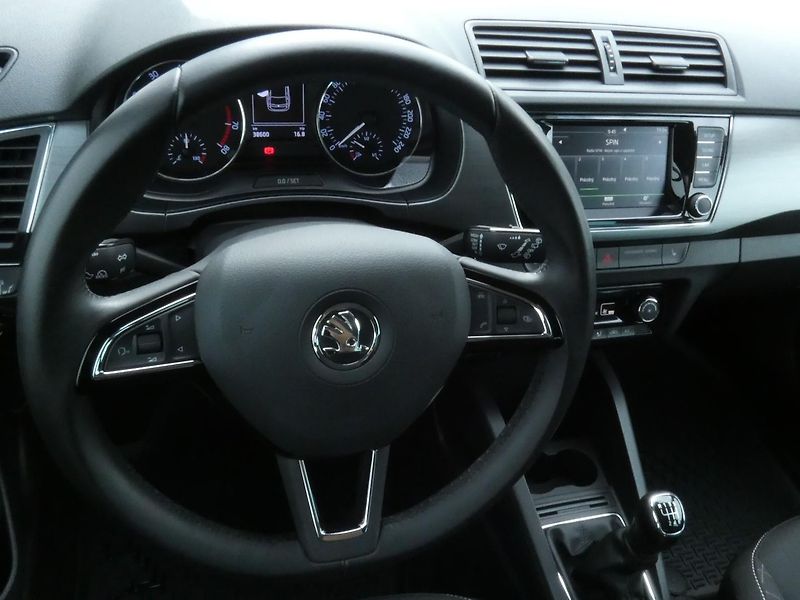Škoda Fabia (2017) Combi Style 1.2 TSI 81KW - fotka 16 z 29