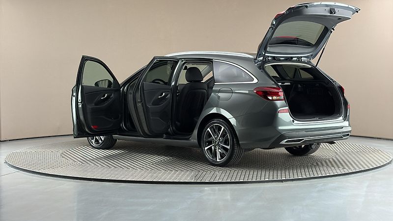Hyundai i30 1.5 T-GDI AUT Style Kombi - fotka 7 z 29