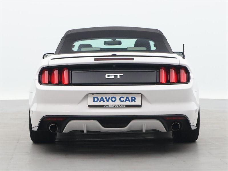 Ford Mustang 5,0 Ti-VCT 310kW V8 GT Aut. - fotka 6 z 33