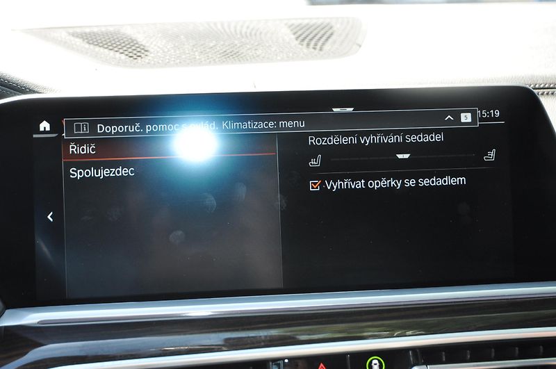BMW X5 xDrive 40d 250kW - fotka 24 z 36