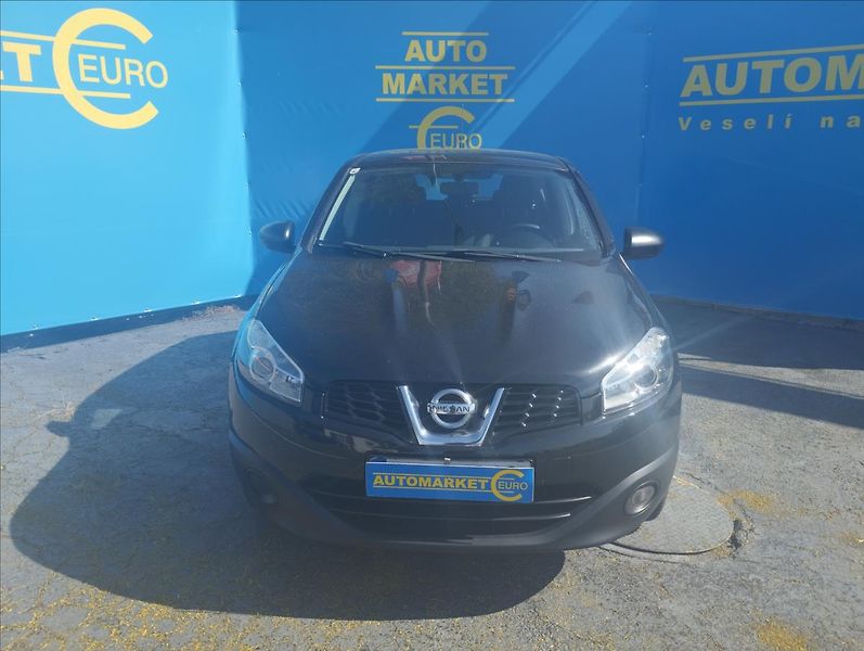 Nissan Qashqai 1,6 84KW - fotka 2 z 16