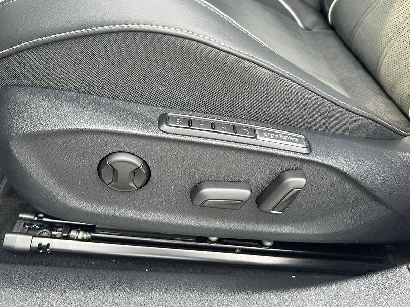 Volkswagen ID.7 Tourer 210  kW, 86 kWh - fotka 13 z 29