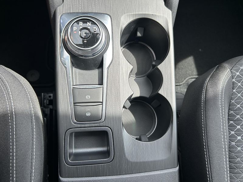 Ford Kuga Top Edition 2.5 HEV 132 kW - fotka 36 z 36