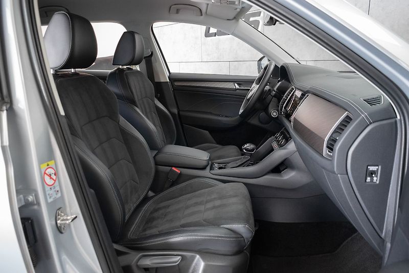 Škoda Kodiaq 2.0 TDI STYLE+*TAŽNÉ*DPH*ČR 1M - fotka 12 z 48