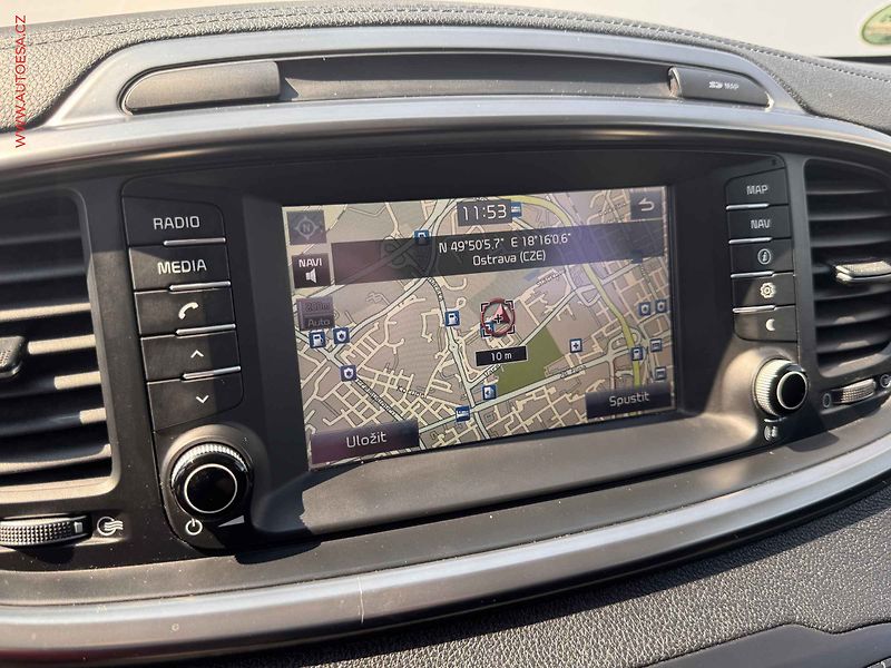 Kia Sorento (2017) 2.2CRDi 4x4, ČR, AT, bixen - fotka 11 z 15