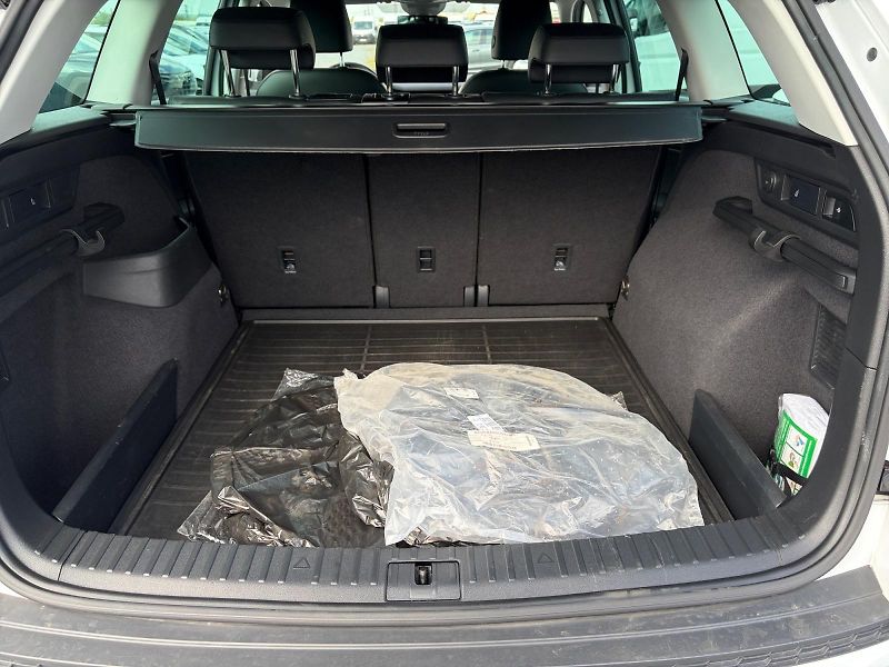 Škoda Kodiaq (2023) L&K 2.0TSI 140kW DSG 4x4 TAŽNÉ - fotka 6 z 11