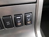Nissan Navara (2012) 3.0 dCi, 4X4, Automat, Kůže - náhled 18