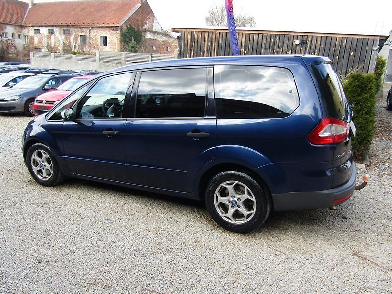 Ford Galaxy (2007) 2.0 TDCi 96kW - fotka 4 z 34