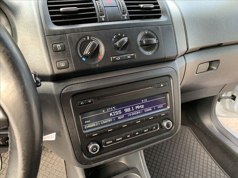 Škoda Fabia 1,2 TSI,ČR - fotka 11 z 18