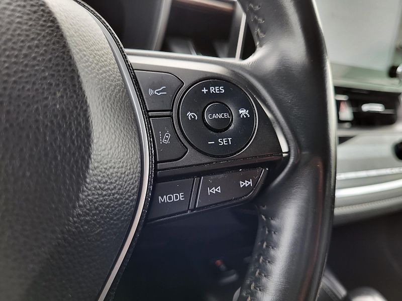 Toyota Corolla 2.0 Hybrid e-CVT 112kW Trek - fotka 21 z 46