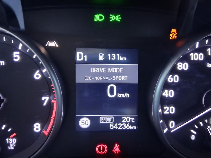 Hyundai i30 N-LINE 1.5 T-GDi 117 kW - fotka 22 z 26