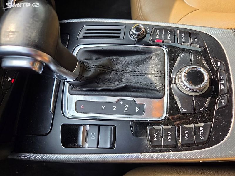 Audi A5 (2012) 2.0TDI Automat - necouvá - fotka 20 z 21