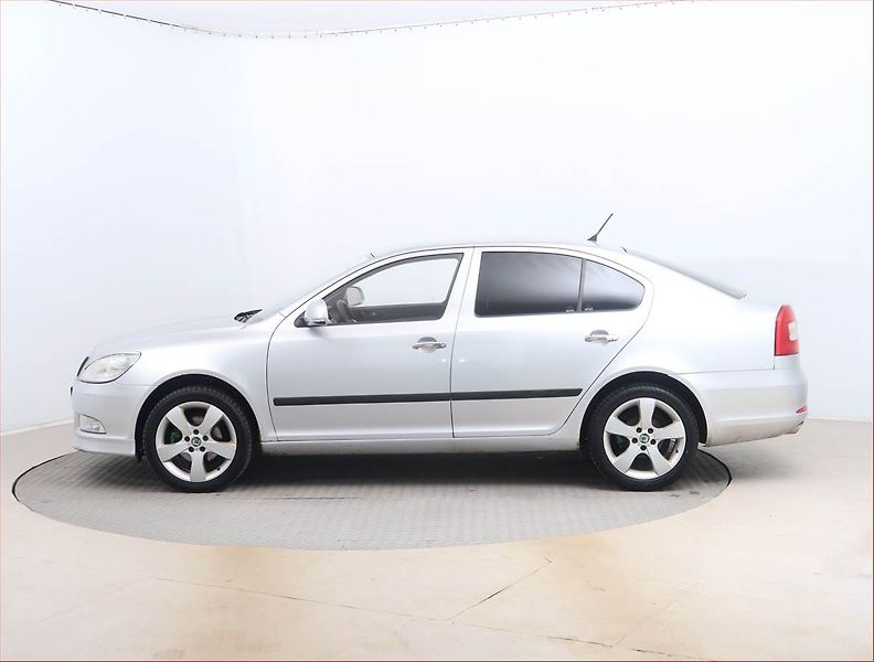 Škoda Octavia (2012) 1.6 TDI, po STK, plně pojízdný - fotka 3 z 14