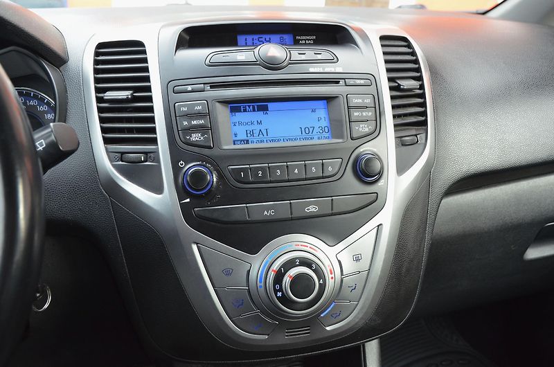 Hyundai ix20 (2013) 1.4i 66kW / ČR / 1.MAJITEL - fotka 25 z 30