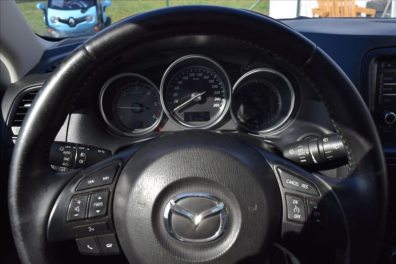 Mazda CX-5 2,2 129KW SKYACTIV-D 4x4 AUTOM - fotka 27 z 51