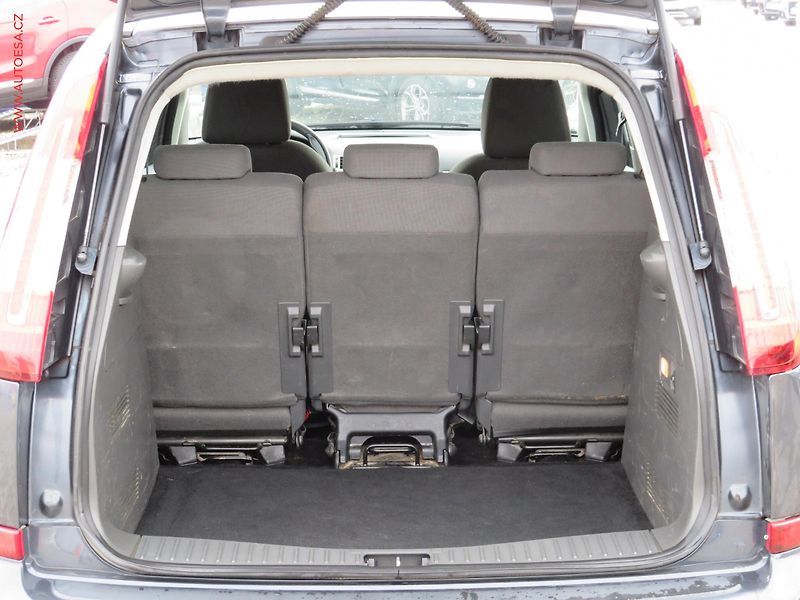 Ford C-MAX (2009) 1.8i, 1.maj, autoAC - fotka 7 z 22