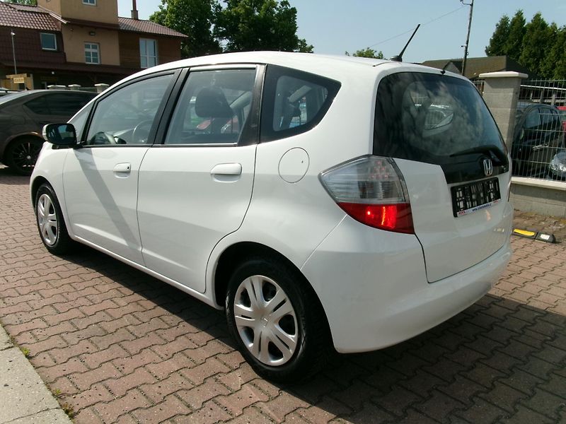 Honda Jazz (2010) 1,4i STYLE KLIMA ALU - fotka 5 z 27