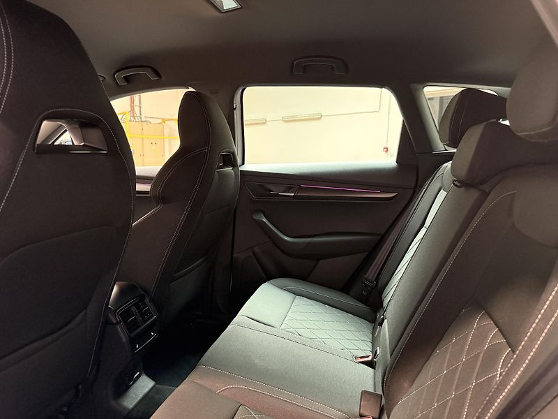 Škoda Karoq 1.5 TSI 110kW Sportline DSG - fotka 11 z 14