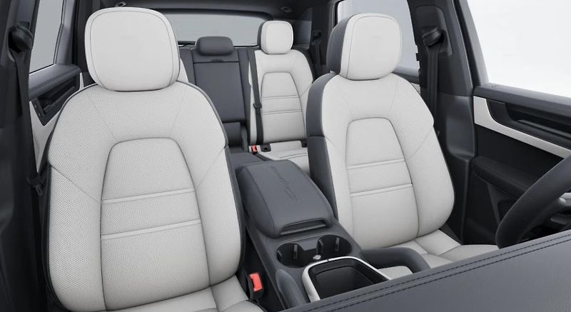 Porsche Cayenne (2026) E-Hybrid Black Edition - fotka 9 z 9