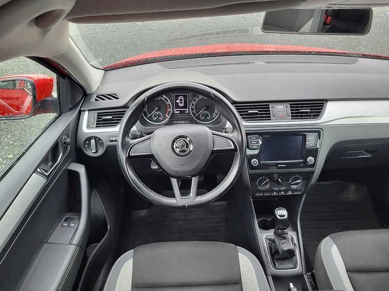Škoda Rapid 1.0 TSI 81kW AMBITION *ČR - fotka 9 z 44