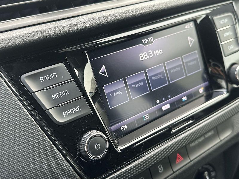 Škoda Fabia (2022) Combi 1.0 TSI Ambition TOP - fotka 13 z 27
