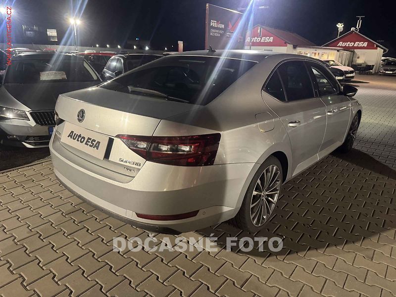 Škoda Superb (2018) 2.0TDi 4x4, ČR, navi, nez - fotka 2 z 3