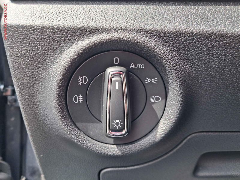 Škoda Scala (2020) 1.5 TSi, Drive, DSG, LED, TZ - fotka 12 z 18