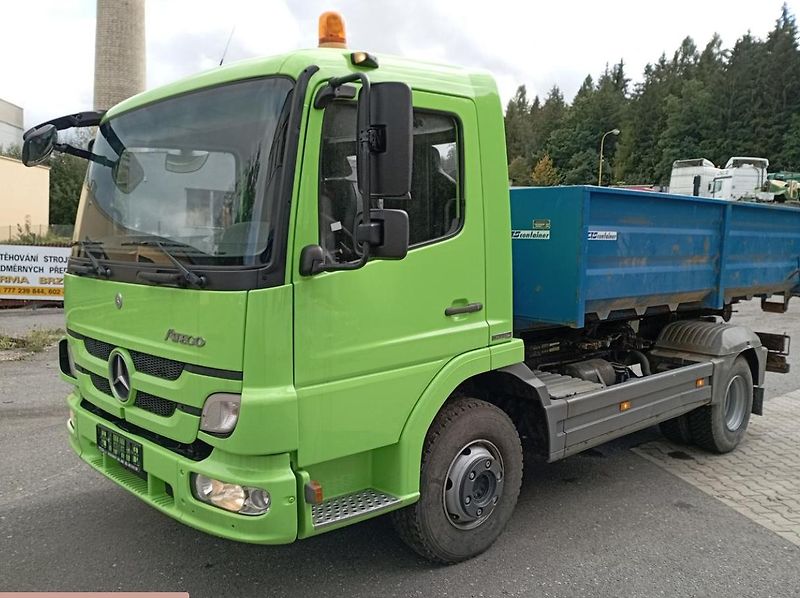Mercedes-Benz (2011) 1018 Atego kontejner - fotka 1 z 7