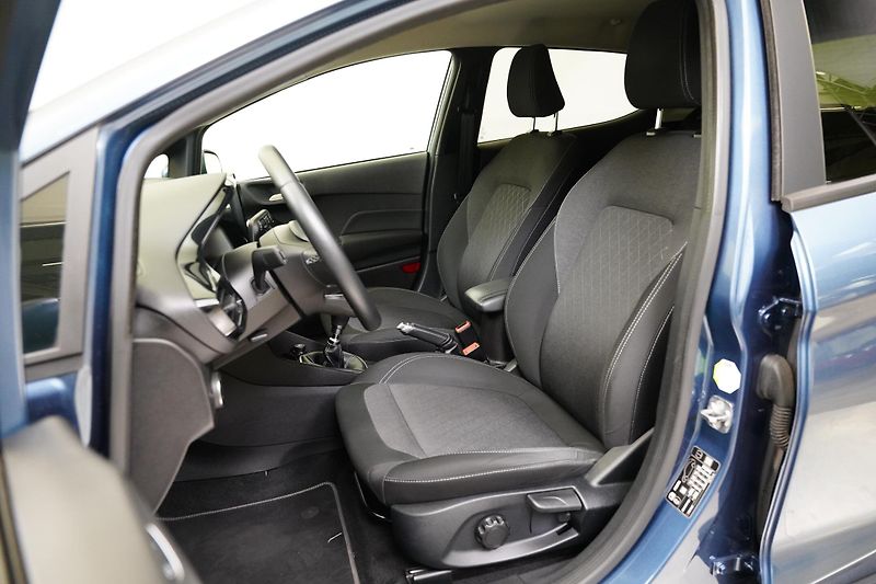 Ford Fiesta - fotka 11 z 24