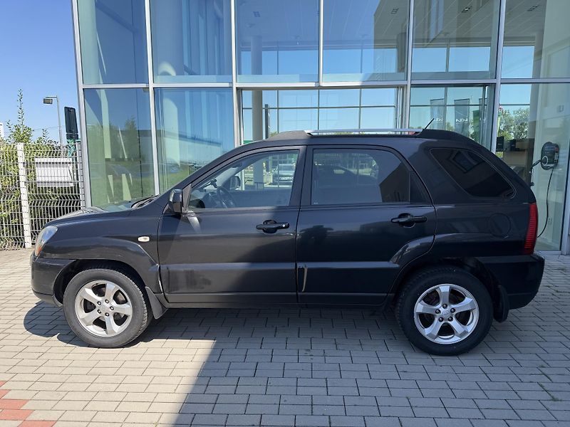 Kia Sportage (2010) 2.0 104KW 4X4 BA/LPG ČR 2.MAJ - fotka 5 z 18