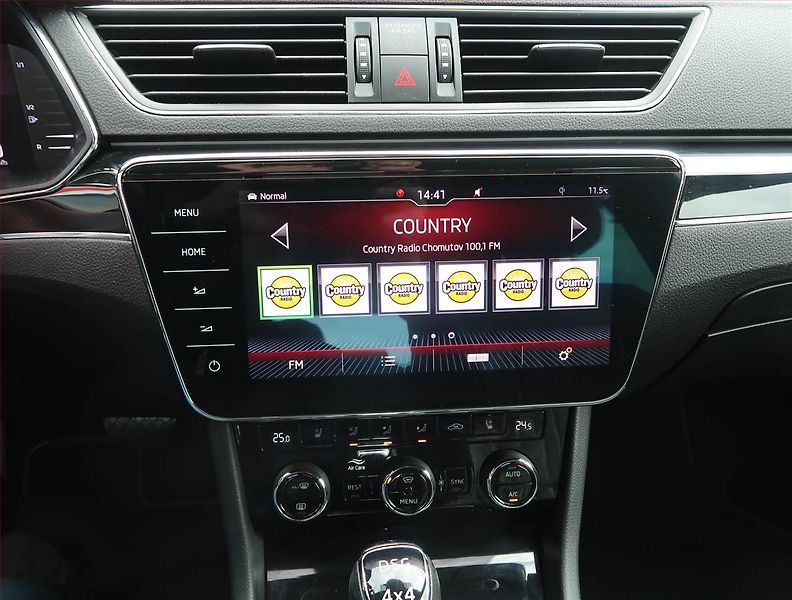 Škoda Superb (2019) Laurin&Klement 2.0 TSI - fotka 12 z 17