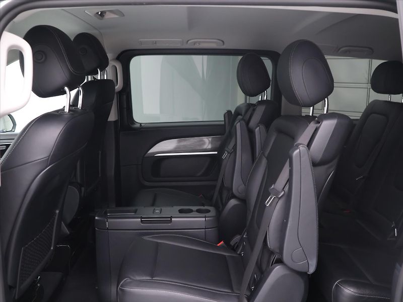 Mercedes-Benz Třídy V 2,0 220d Aut. Avantgarde L DPH - fotka 16 z 35