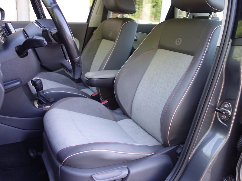 Volkswagen Polo (2010) 1.6TDI 66kW DSG BEATS -DPH - fotka 24 z 41