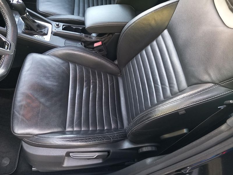 Škoda Octavia (2016) 2,0TDi 135kw RS 4x4  DSG NAVI  - fotka 39 z 48