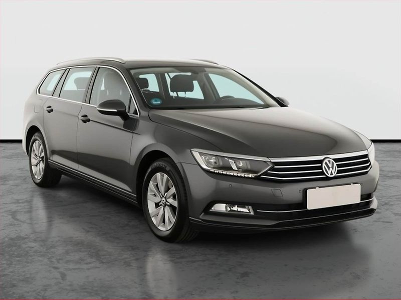 Volkswagen Passat (2016) 1.6 TDI, Navi, Tempomat - fotografie inzerátu