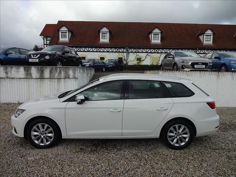 Seat Leon 1,6 TDI 85kW - fotka 4 z 55