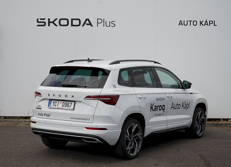 Škoda Karoq (2025) TSI 110 kW DSG Sportline - taž - fotka 2 z 33