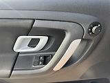 Škoda Fabia 1.6,77kw,AUTOMAT,klima - náhled 31