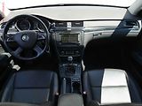 Škoda Superb (2015) 2.0TDi, Navi, bixen - náhled 8