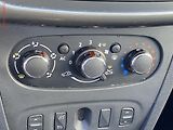 Dacia Sandero (2013) 0.9 TCe, Laureate, AC, tempo - náhled 12