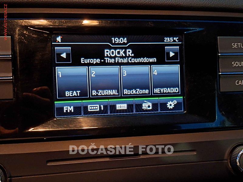 Škoda Octavia (2015) 1.6 TDi, 2.maj,ČR, Style - fotka 15 z 17